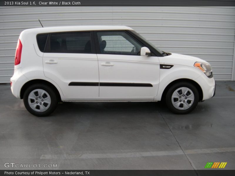Clear White / Black Cloth 2013 Kia Soul 1.6