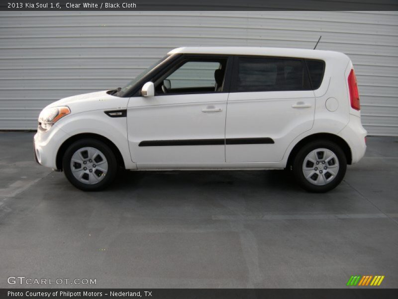 Clear White / Black Cloth 2013 Kia Soul 1.6