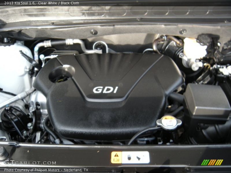 Clear White / Black Cloth 2013 Kia Soul 1.6