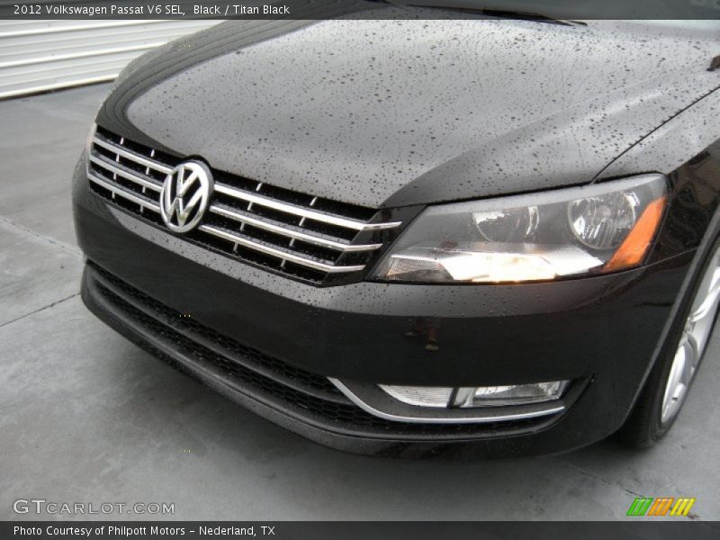 Black / Titan Black 2012 Volkswagen Passat V6 SEL