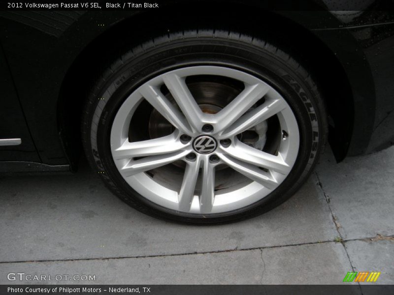  2012 Passat V6 SEL Wheel