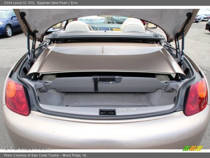 Egyptian Sand Pearl / Ecru 2004 Lexus SC 430