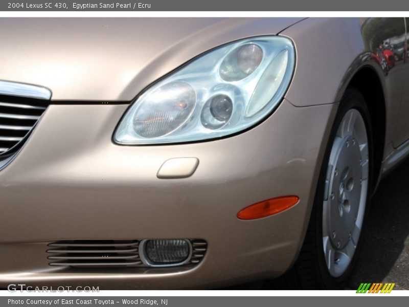 Egyptian Sand Pearl / Ecru 2004 Lexus SC 430