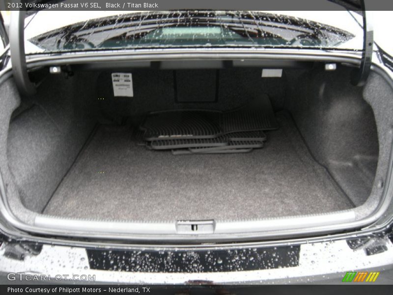  2012 Passat V6 SEL Trunk