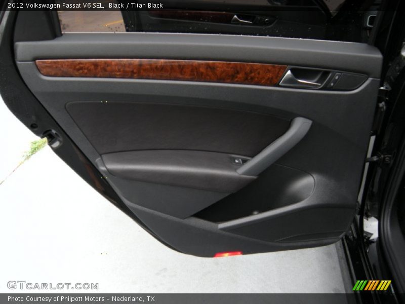 Door Panel of 2012 Passat V6 SEL
