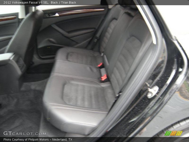 Black / Titan Black 2012 Volkswagen Passat V6 SEL