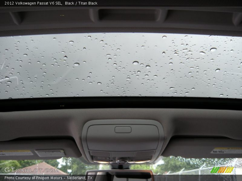 Black / Titan Black 2012 Volkswagen Passat V6 SEL