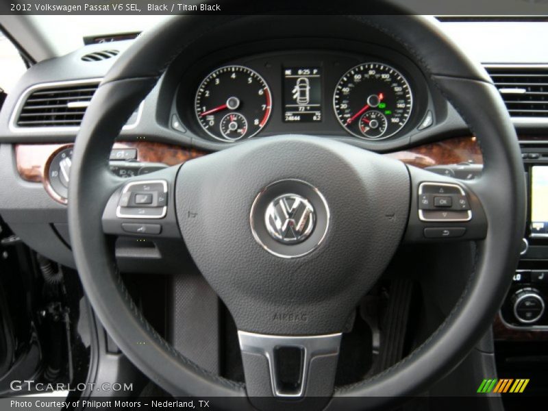  2012 Passat V6 SEL Steering Wheel