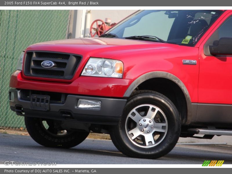 Bright Red / Black 2005 Ford F150 FX4 SuperCab 4x4
