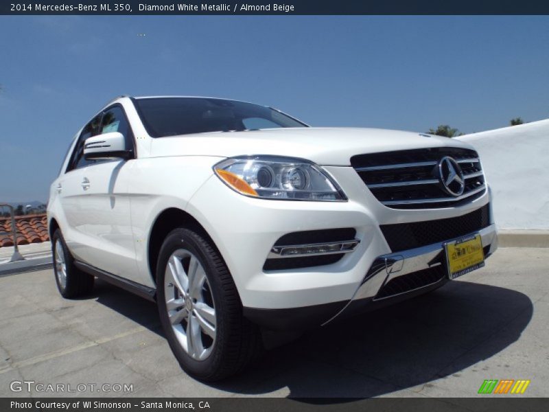 Diamond White Metallic / Almond Beige 2014 Mercedes-Benz ML 350