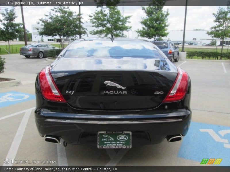 Ultimate Black Metallic / Jet 2014 Jaguar XJ XJ