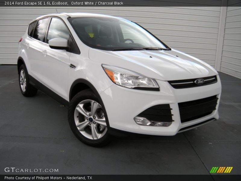 Front 3/4 View of 2014 Escape SE 1.6L EcoBoost