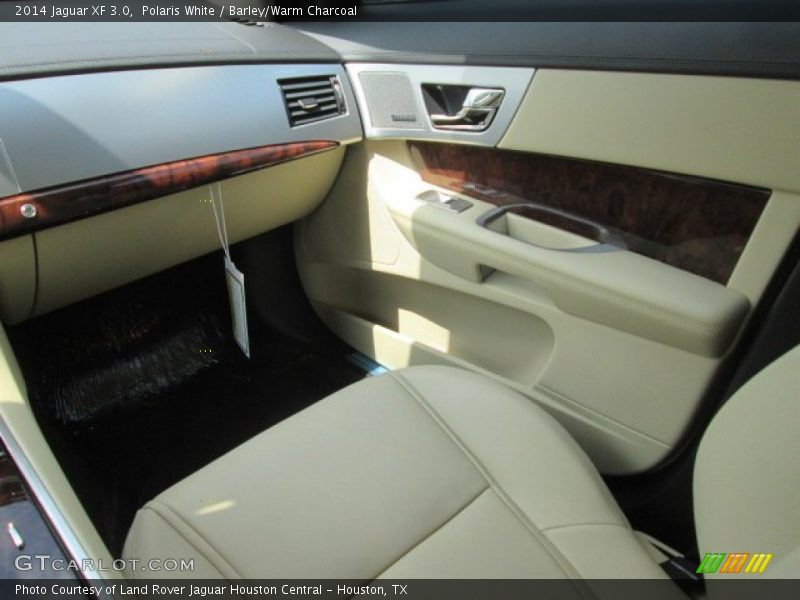 Polaris White / Barley/Warm Charcoal 2014 Jaguar XF 3.0
