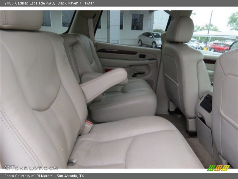 Black Raven / Pewter 2005 Cadillac Escalade AWD