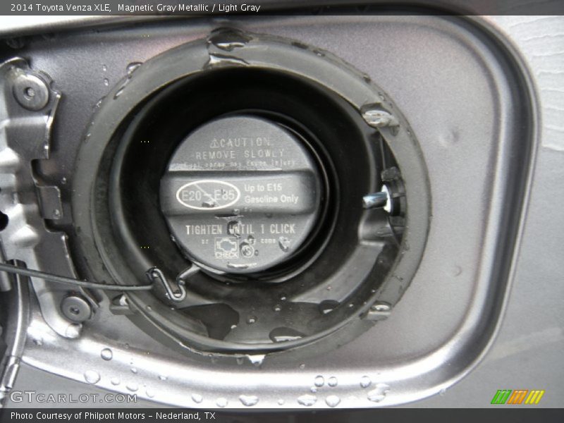 Magnetic Gray Metallic / Light Gray 2014 Toyota Venza XLE
