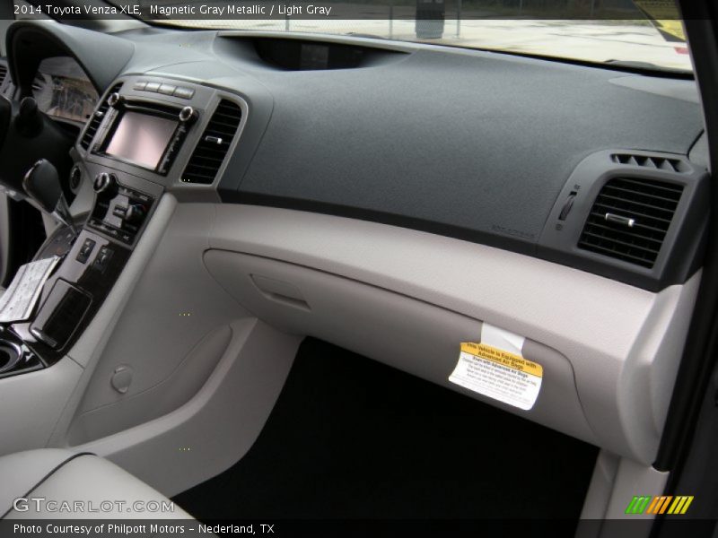 Magnetic Gray Metallic / Light Gray 2014 Toyota Venza XLE