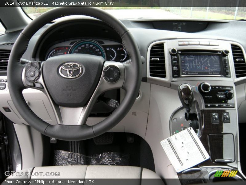 Magnetic Gray Metallic / Light Gray 2014 Toyota Venza XLE