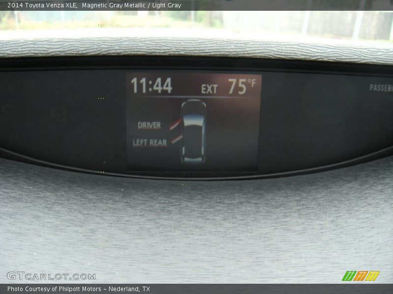 Magnetic Gray Metallic / Light Gray 2014 Toyota Venza XLE