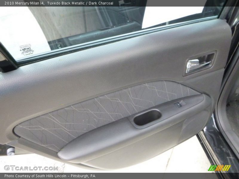 Tuxedo Black Metallic / Dark Charcoal 2010 Mercury Milan I4