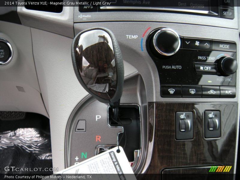 Magnetic Gray Metallic / Light Gray 2014 Toyota Venza XLE