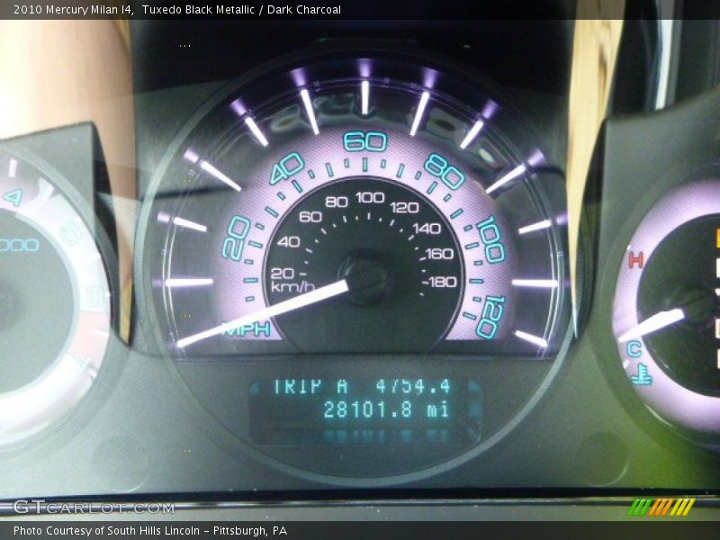 Tuxedo Black Metallic / Dark Charcoal 2010 Mercury Milan I4