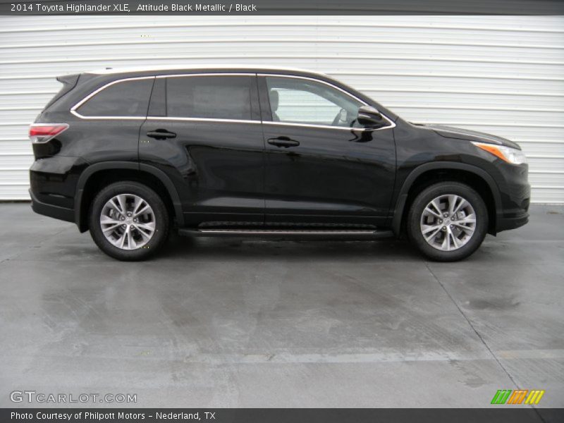 Attitude Black Metallic / Black 2014 Toyota Highlander XLE