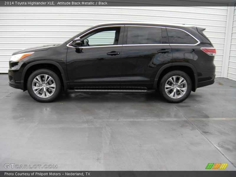 Attitude Black Metallic / Black 2014 Toyota Highlander XLE