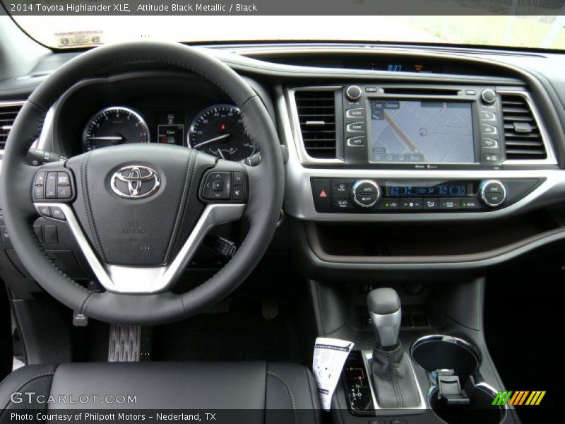 Attitude Black Metallic / Black 2014 Toyota Highlander XLE