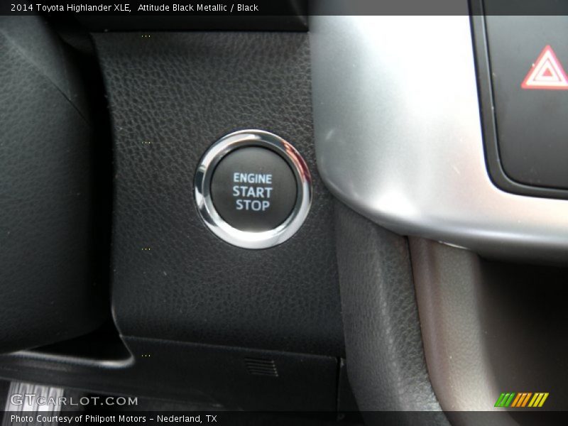 Attitude Black Metallic / Black 2014 Toyota Highlander XLE
