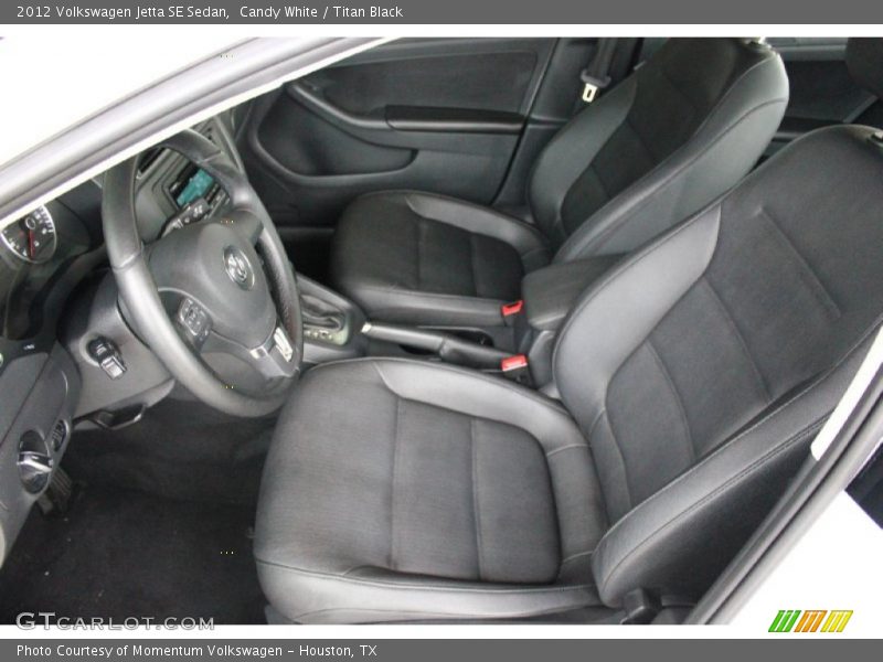 Candy White / Titan Black 2012 Volkswagen Jetta SE Sedan