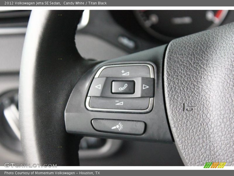 Candy White / Titan Black 2012 Volkswagen Jetta SE Sedan
