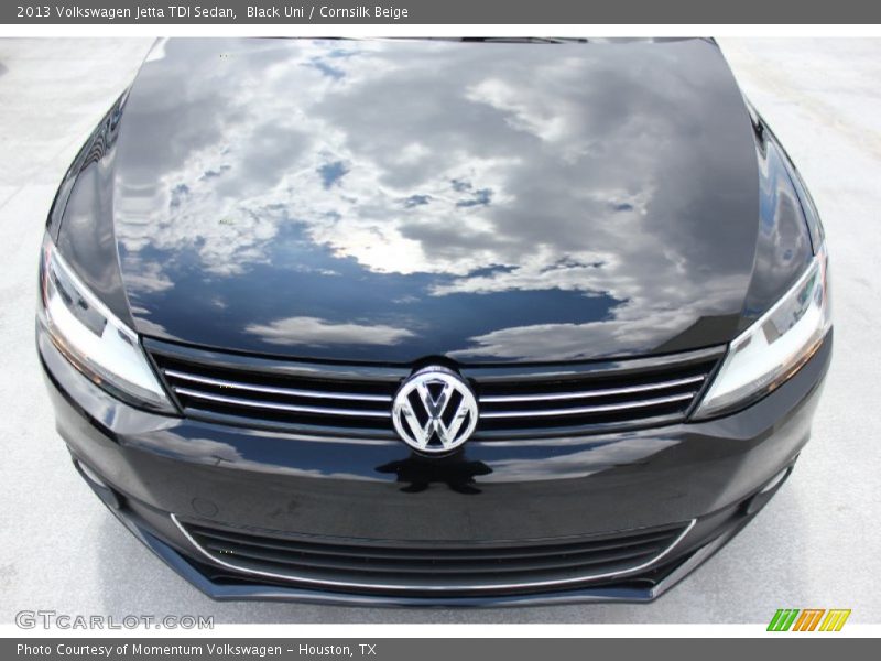 Black Uni / Cornsilk Beige 2013 Volkswagen Jetta TDI Sedan