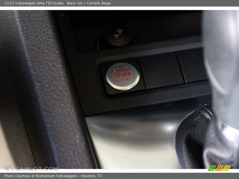 Black Uni / Cornsilk Beige 2013 Volkswagen Jetta TDI Sedan