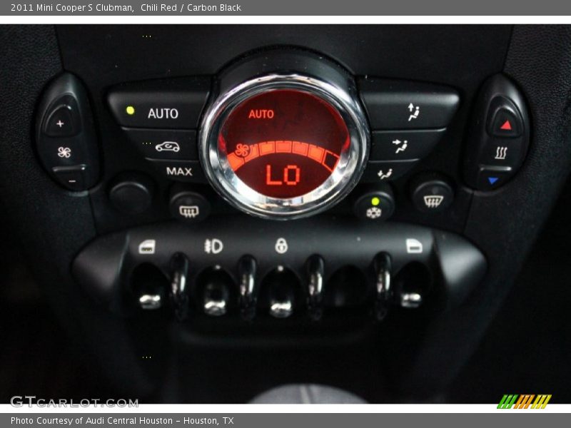 Chili Red / Carbon Black 2011 Mini Cooper S Clubman