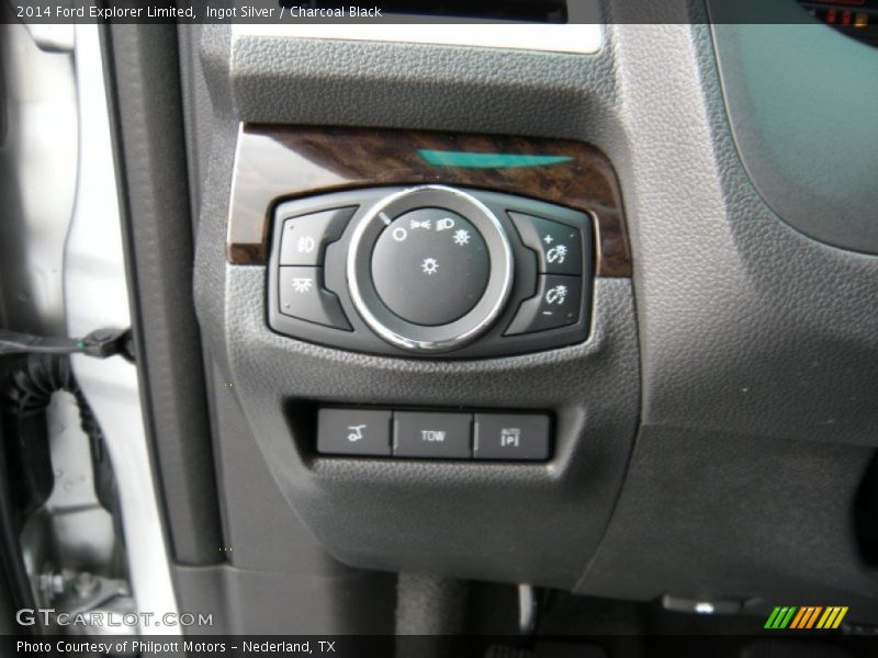 Ingot Silver / Charcoal Black 2014 Ford Explorer Limited