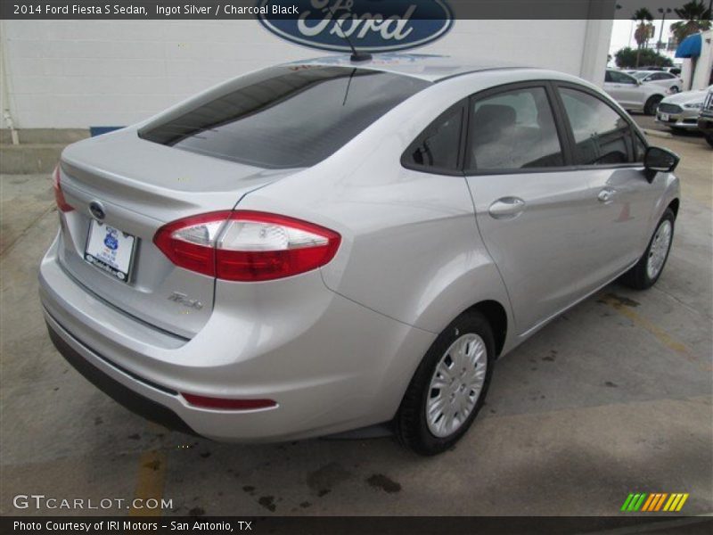 Ingot Silver / Charcoal Black 2014 Ford Fiesta S Sedan