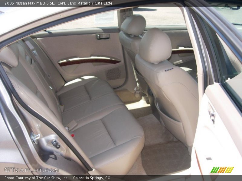 Coral Sand Metallic / Cafe Latte 2005 Nissan Maxima 3.5 SL