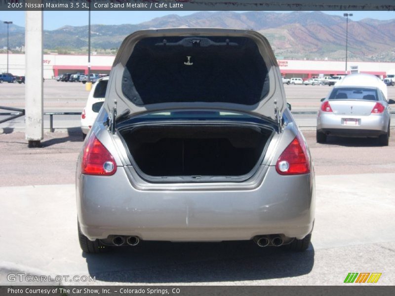 Coral Sand Metallic / Cafe Latte 2005 Nissan Maxima 3.5 SL