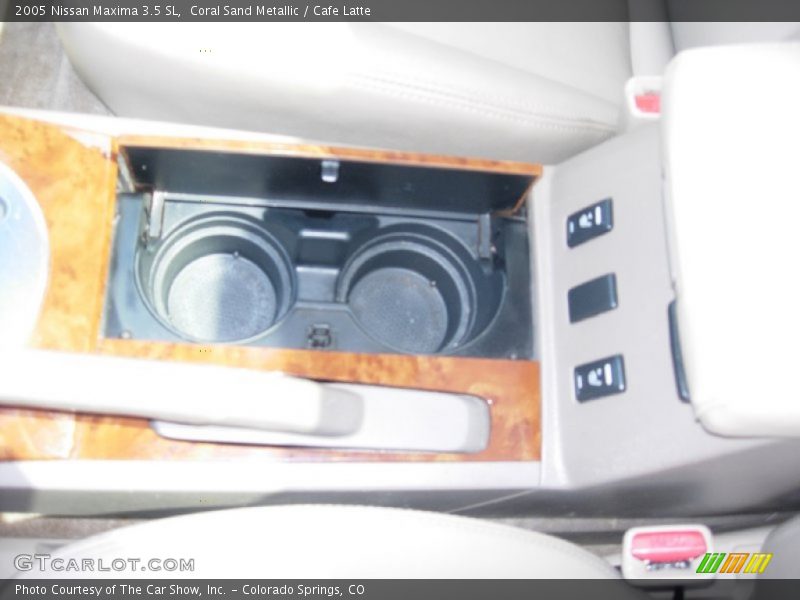 Coral Sand Metallic / Cafe Latte 2005 Nissan Maxima 3.5 SL