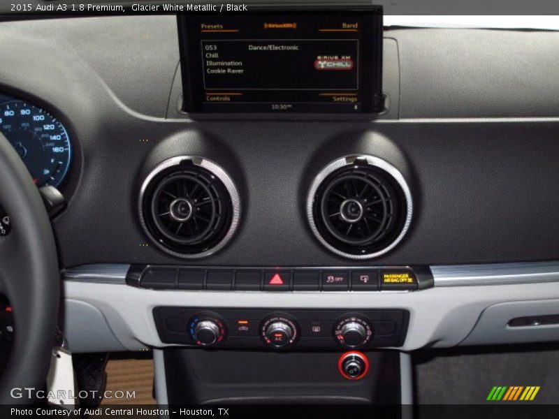 Glacier White Metallic / Black 2015 Audi A3 1.8 Premium