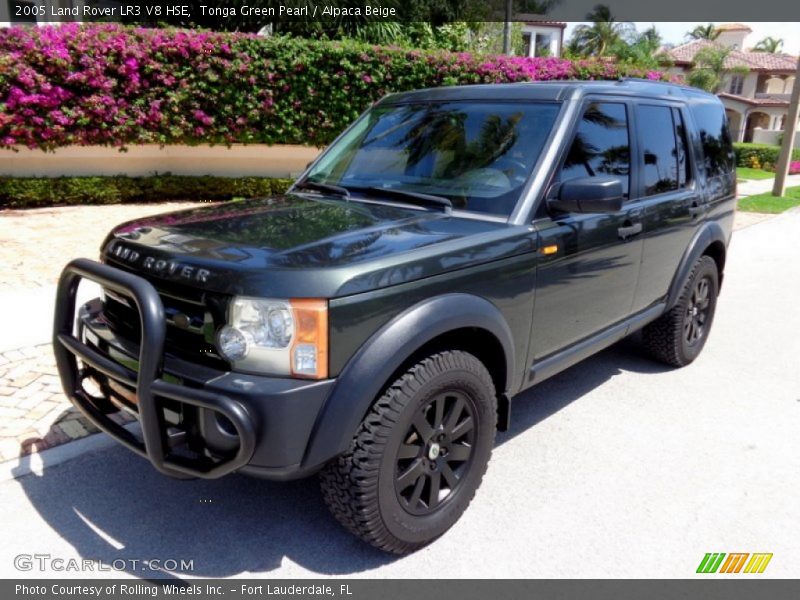 Front 3/4 View of 2005 LR3 V8 HSE