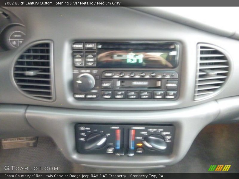 Sterling Silver Metallic / Medium Gray 2002 Buick Century Custom