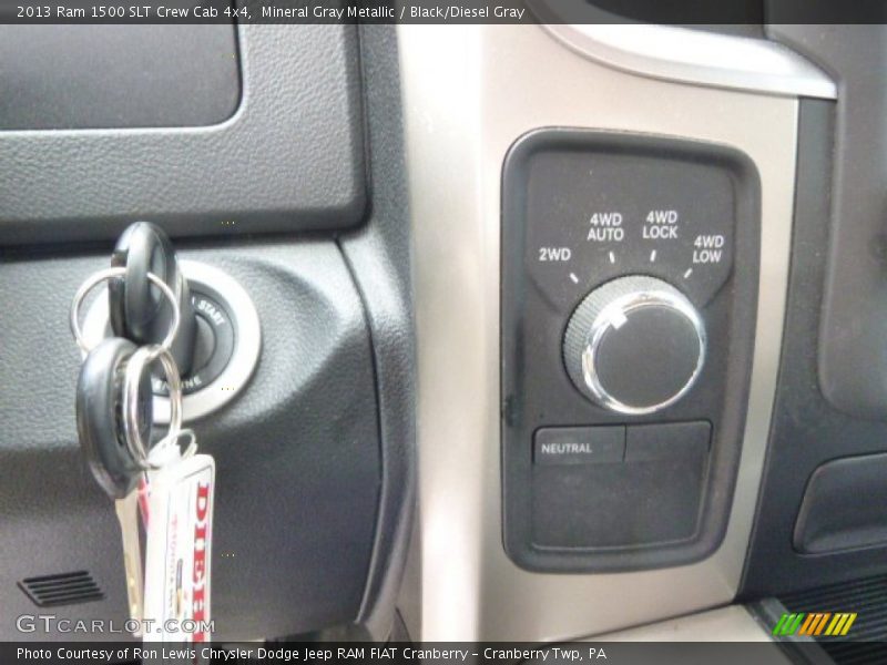 Mineral Gray Metallic / Black/Diesel Gray 2013 Ram 1500 SLT Crew Cab 4x4