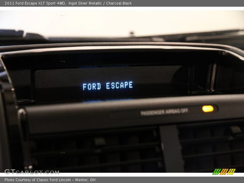 Ingot Silver Metallic / Charcoal Black 2011 Ford Escape XLT Sport 4WD