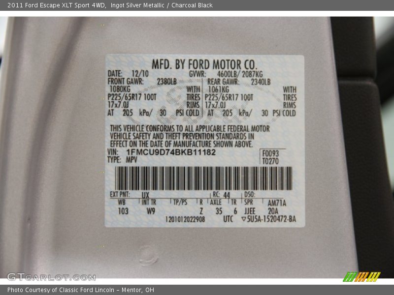 Ingot Silver Metallic / Charcoal Black 2011 Ford Escape XLT Sport 4WD