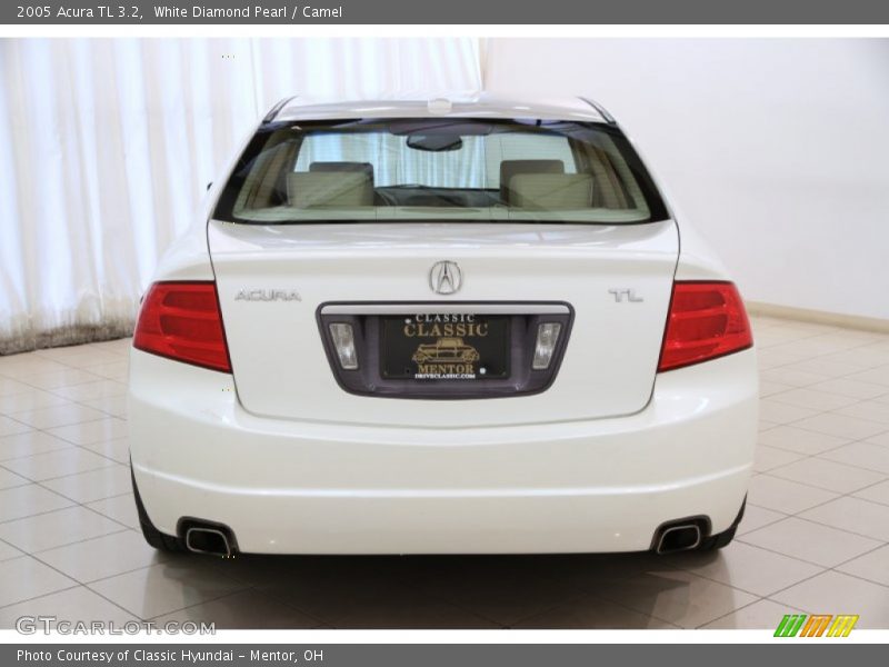 White Diamond Pearl / Camel 2005 Acura TL 3.2