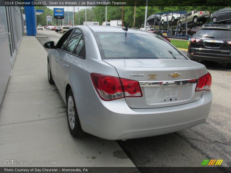 Silver Ice Metallic / Jet Black/Medium Titanium 2014 Chevrolet Cruze LS