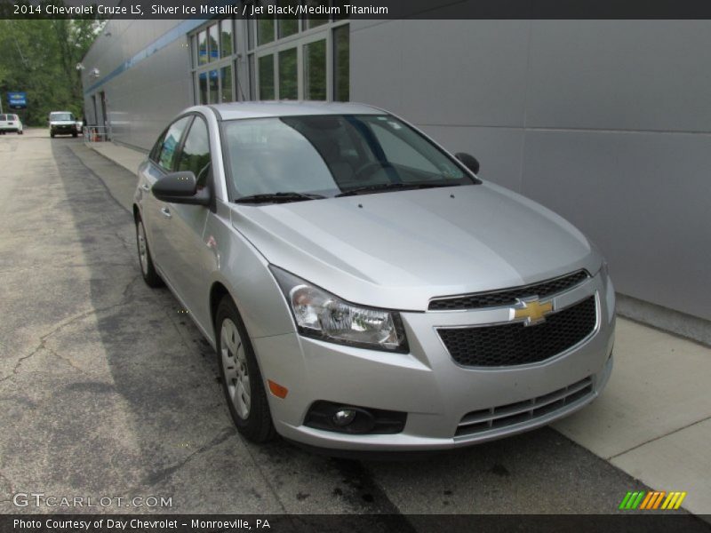 Silver Ice Metallic / Jet Black/Medium Titanium 2014 Chevrolet Cruze LS
