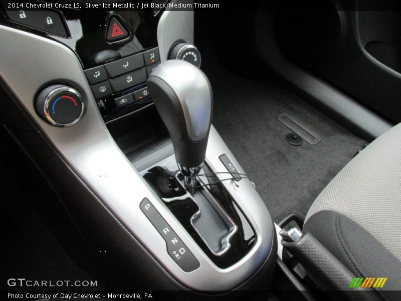 Silver Ice Metallic / Jet Black/Medium Titanium 2014 Chevrolet Cruze LS