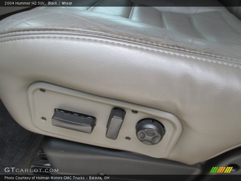 Controls of 2004 H2 SUV